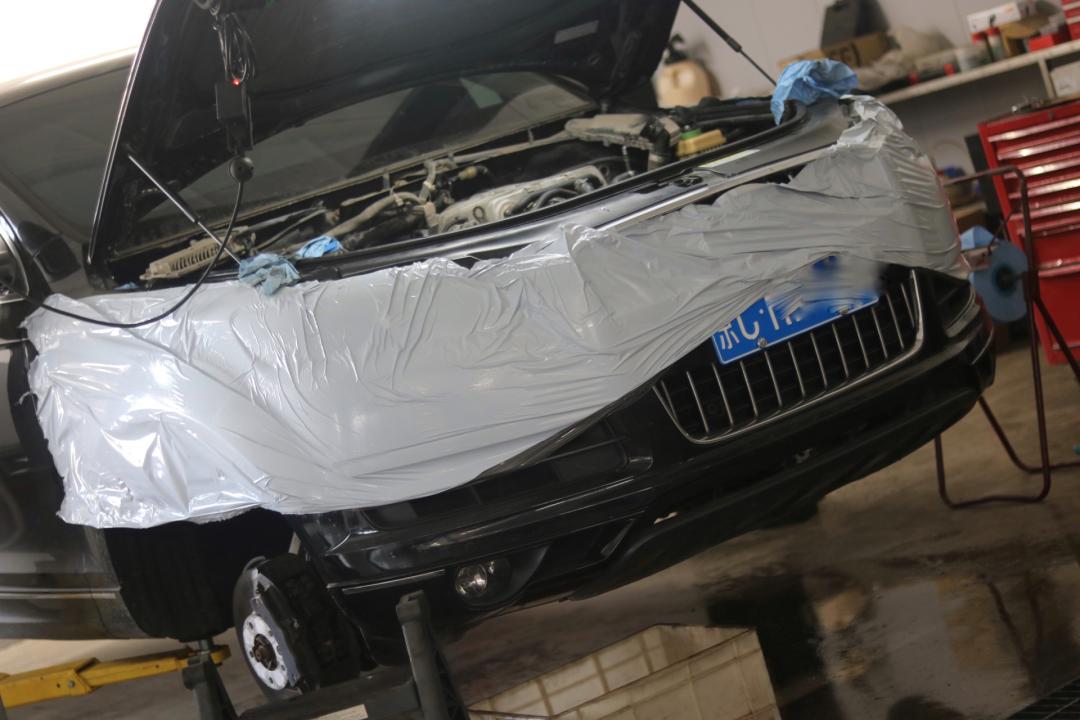 老款奥迪q74.2报废,奥迪q7新能源报废车