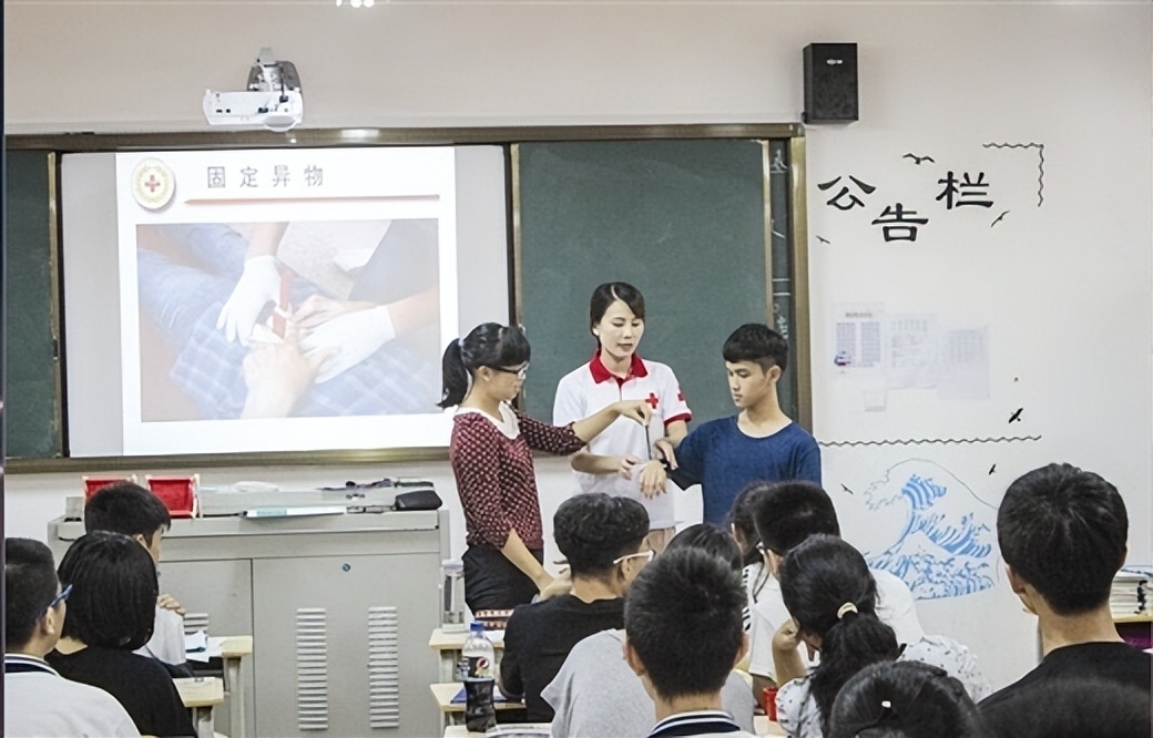 来自塔里木《塔河文苑》的散文：求学路上的心路历程（高中篇）