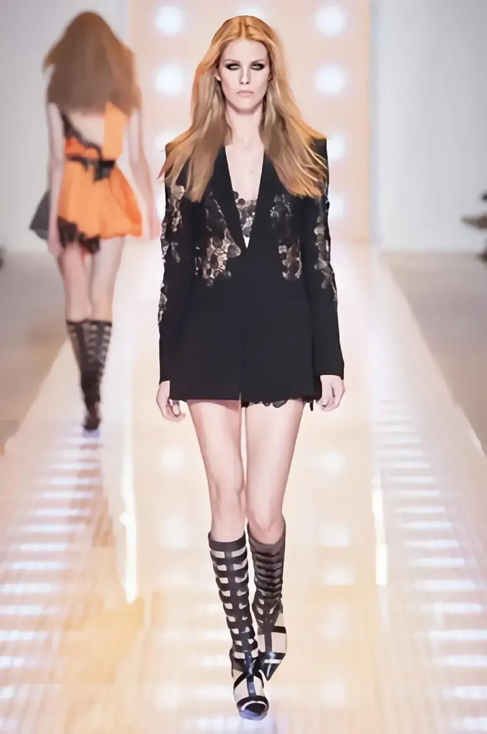 范思哲2023春夏秀场开场视频,范思哲时装秀场秋系列视频