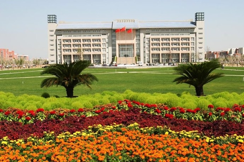 郑州三大有名大学,福州大学郑州大学南昌大学哪个好