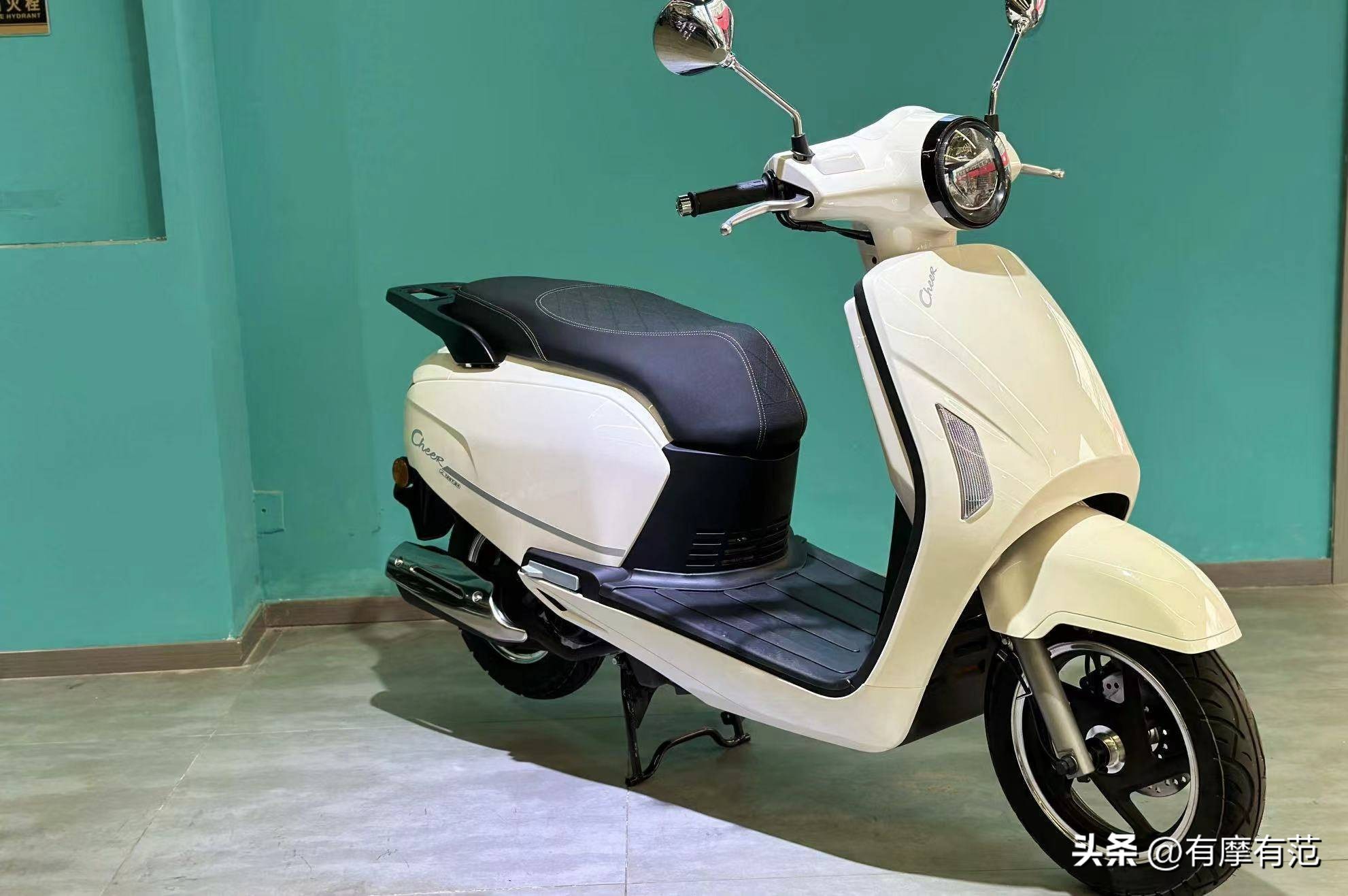 7980元的嘉陵巧乐125复古踏板,嘉陵巧乐125多少钱二手