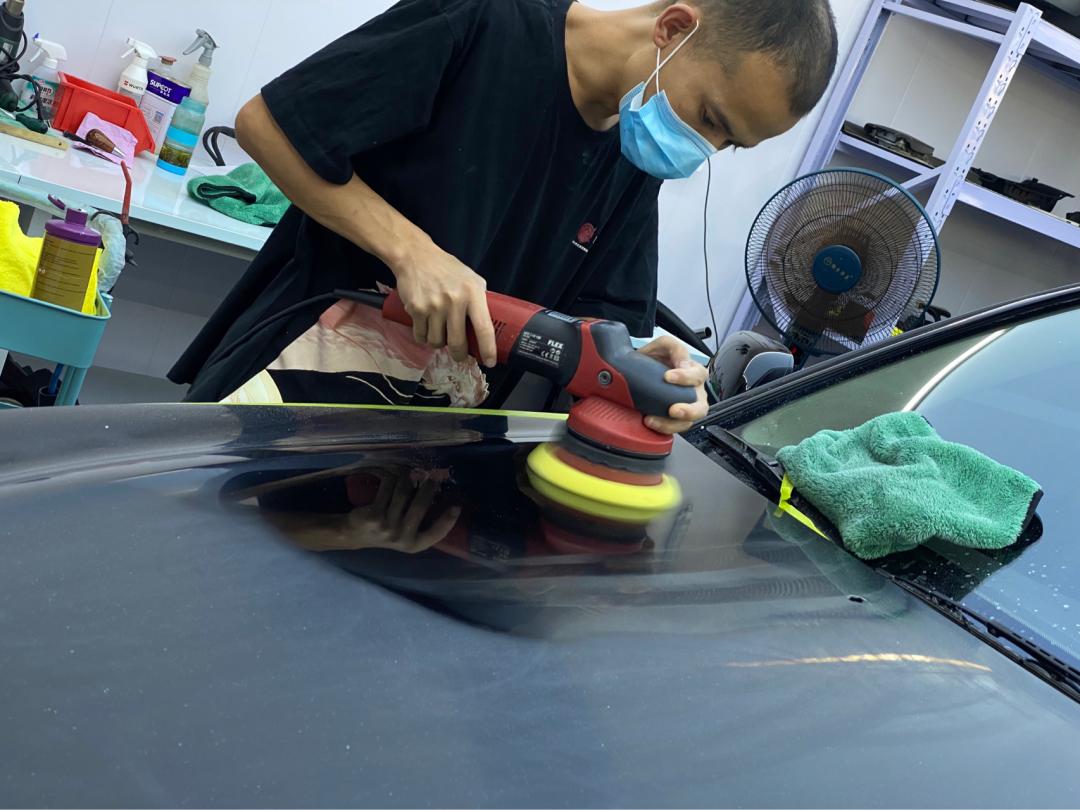 搞了辆“破烂不堪”05年凌志LS430，进厂翻新重造，复活又变新车