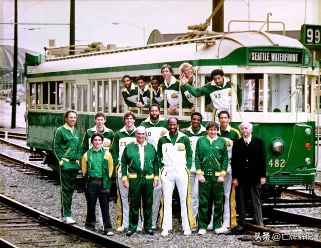 不注意别人还以为是大鸟拉里伯德联盟梦幻脚步发明者杰克·希克马