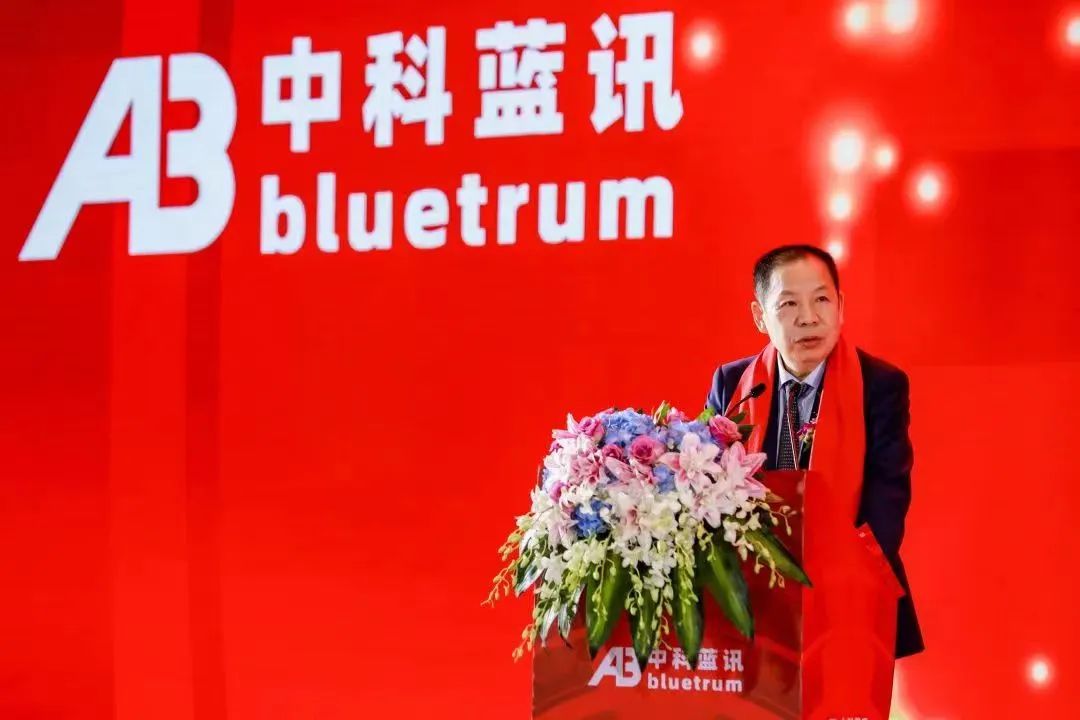 华强北芯片富豪，股民喊你支棱起来