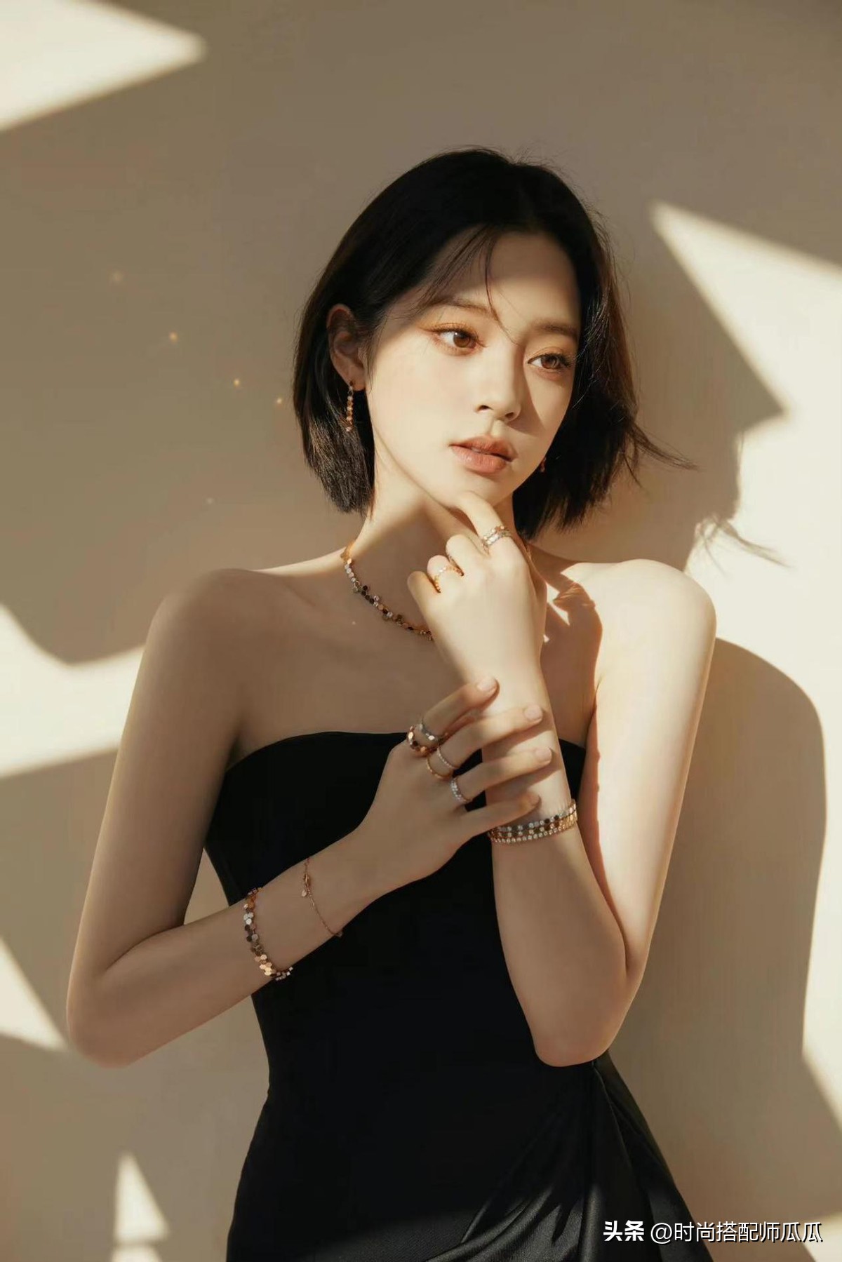 圆脸女生羊毛卷显老,适合长脸女生的减龄羊毛卷