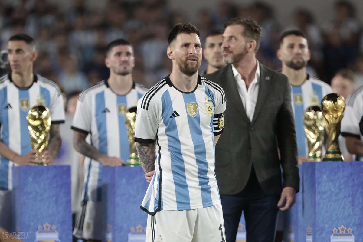 齐达内罗纳尔多克洛泽,齐达内罗纳尔多谁强