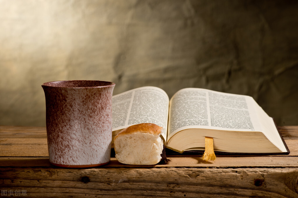 正月初五接财神初几送穷神,正月初五又叫破五送穷神接财神