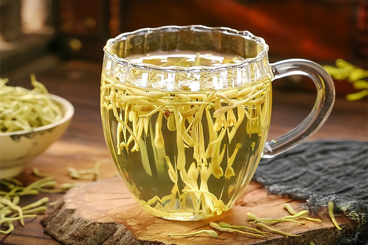 一年四季睡前适合喝的茶,温性的茶适合男女老少一年四季喝