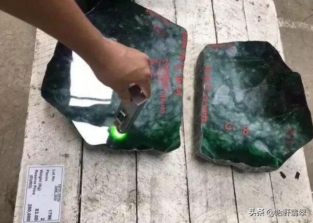 有几百块钱捡漏天价翡翠手镯吗,3万左右的翡翠手镯有收藏价值吗