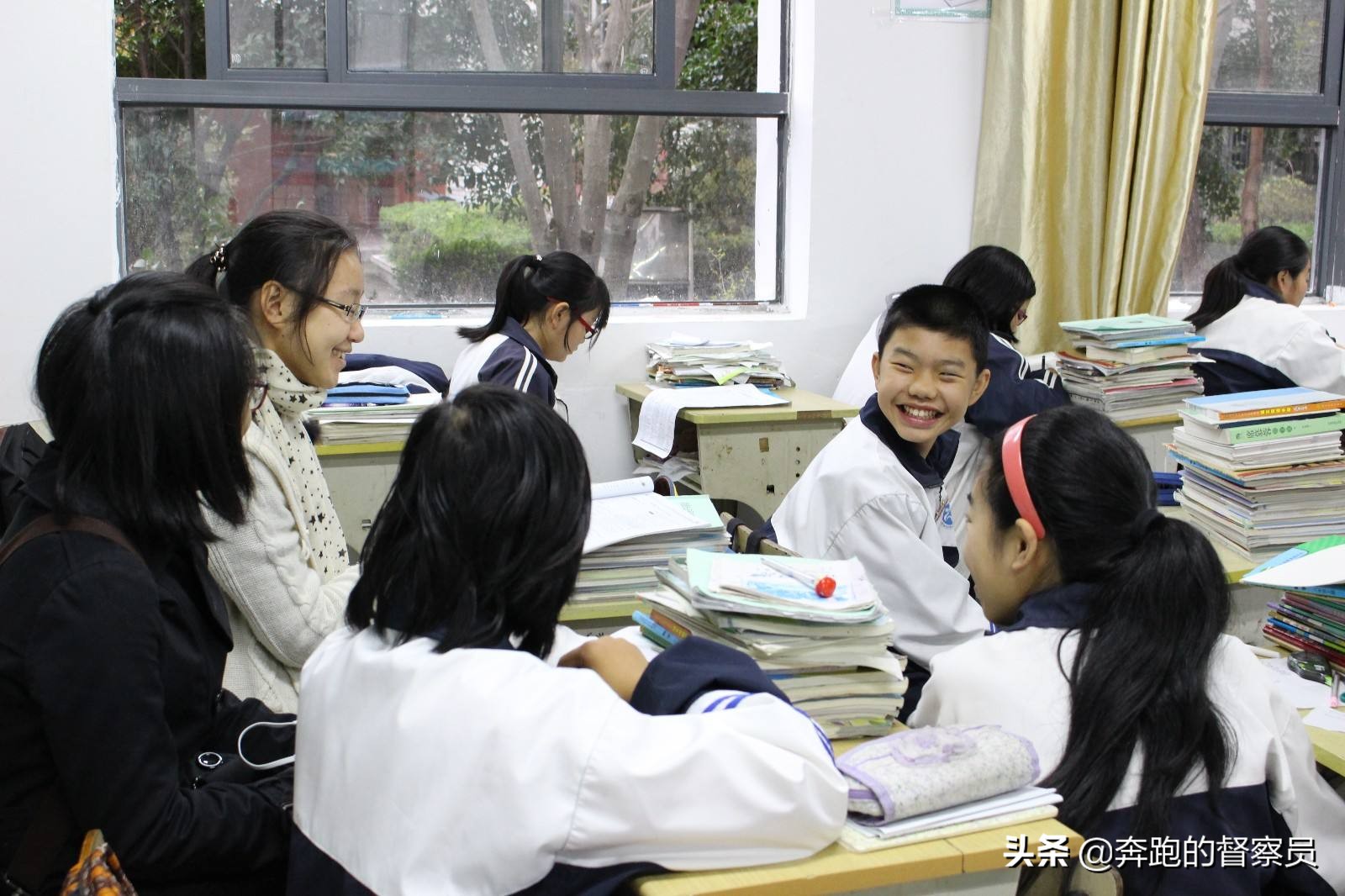 六年级下册数学北师大版圆柱体积,小学六年级圆柱体积公式推导过程