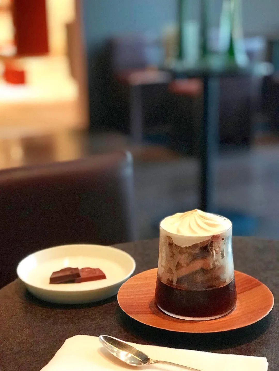 lv全球唯一一家餐厅,lv又出新品了