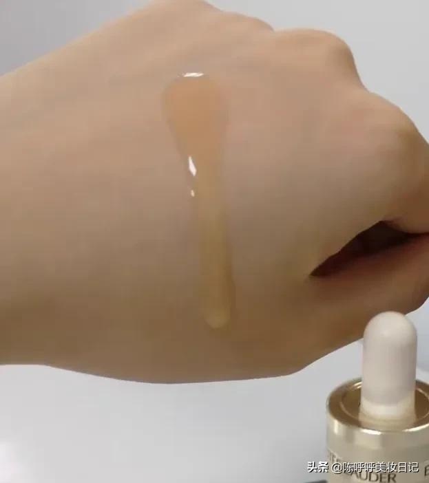 雅诗兰黛小棕瓶最新测评,雅诗兰黛小棕瓶测评一个月