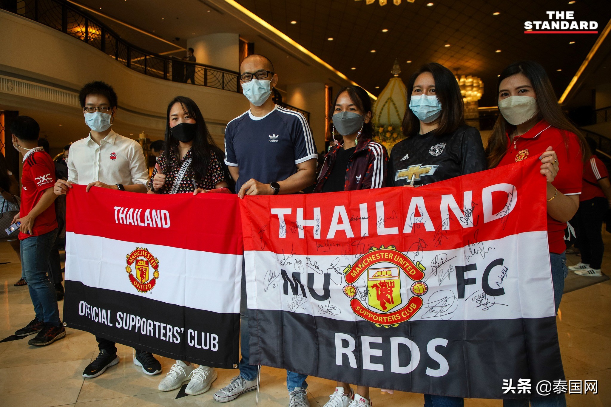 曼联接布罗姆奎斯特,曼联包机