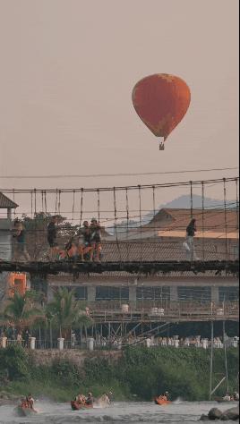 乘坐高铁出国游探秘老挝,自驾游老挝泰国新政策是什么呢