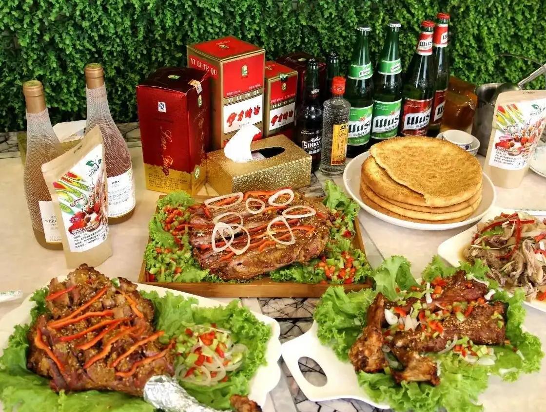 *疆新**景美酒更美,本地人待客常喝什么酒?5款臻酿香醇盛请远方客