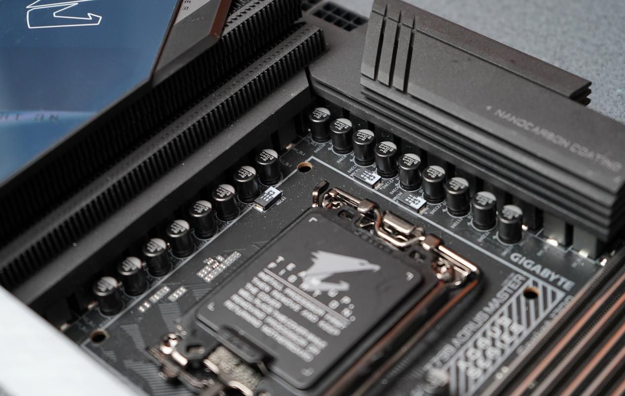 技嘉z790aorusmaster主板,技嘉z790itx主板评测