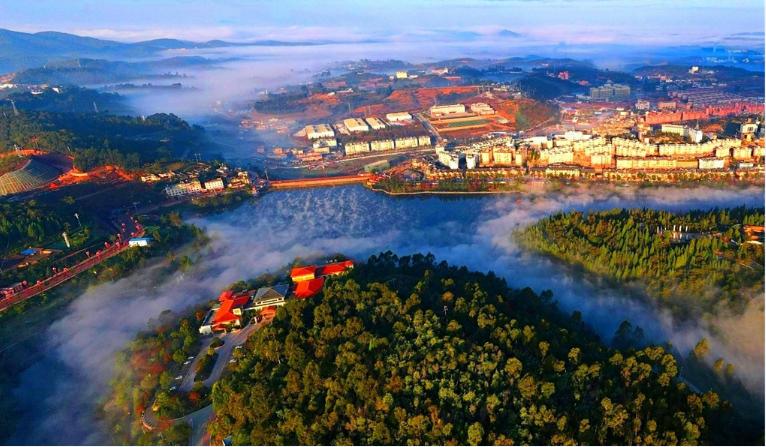 云南旅游少了什么景点,云南旅游的火爆程度