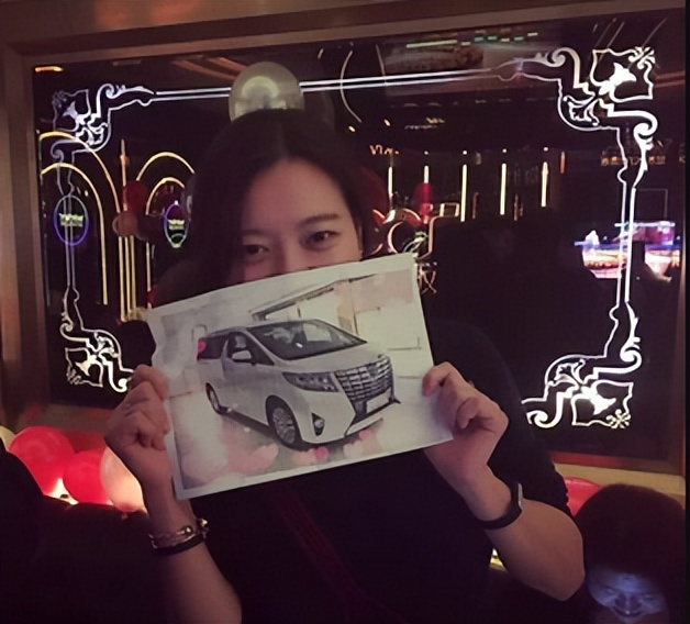 三金影后周冬雨明星评价,三金影后霸凌