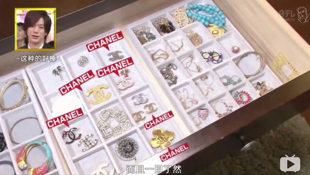 日本林志玲,从模特变包工头!砸4000W买破房,又花500W拆了重装