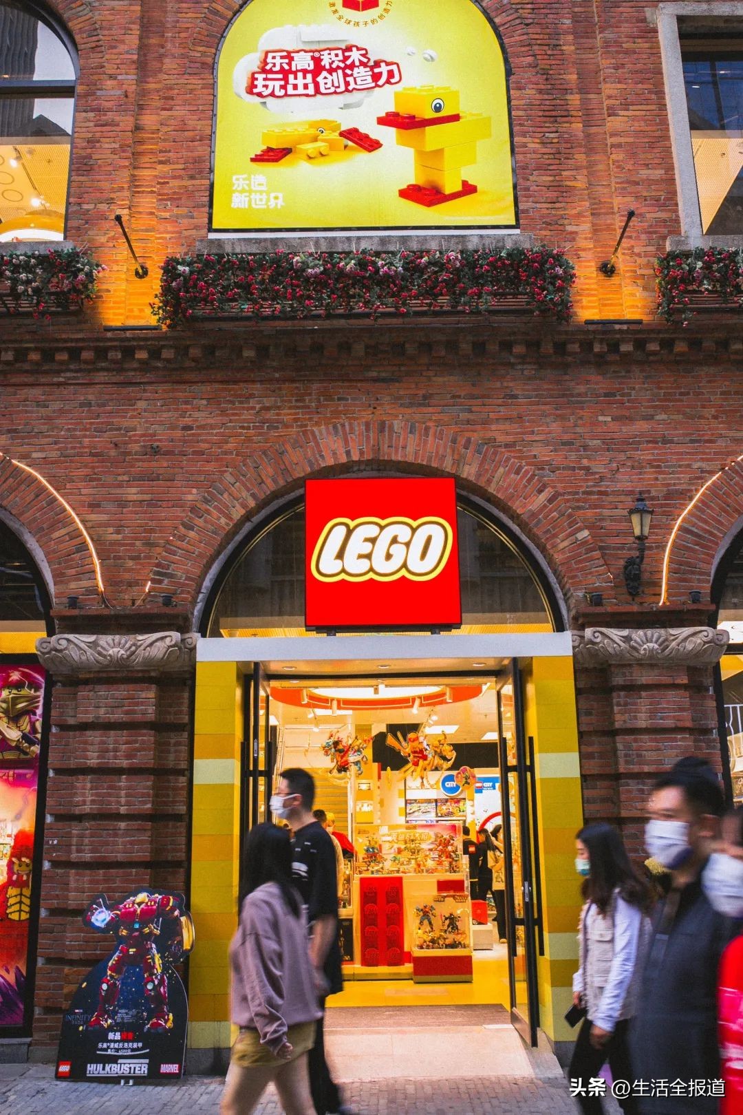 浪花攻略,楚河汉街有什么值得玩的吗