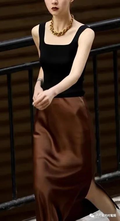 性感的“黑”并不是只有“黑丝”