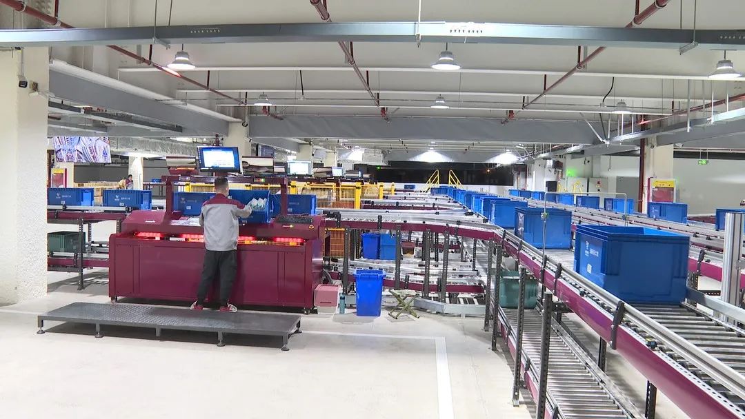 撸起袖子加油干风雨无阻的向前行,撸起袖子加油干风雨无阻向前行图