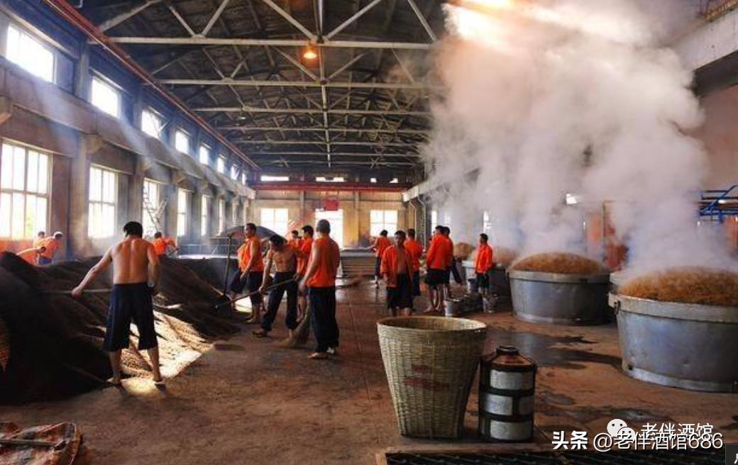 喝威士忌脖子疼,喝威士忌酒口感有点苦