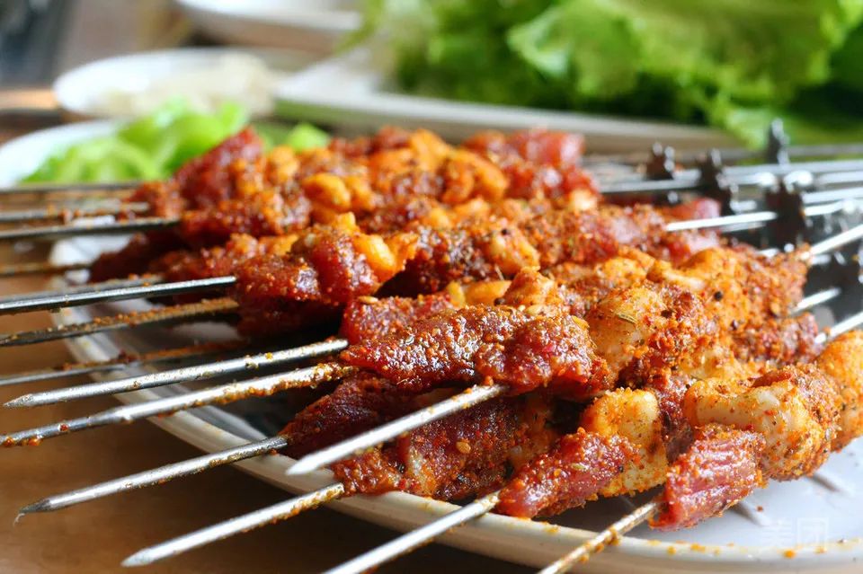 吃淄博烧烤要注意什么,淄博烧烤搭配什么饮品