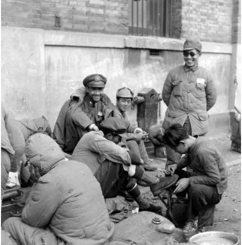 莱芜战役王耀武在哪,王耀武回忆录谈莱芜战役