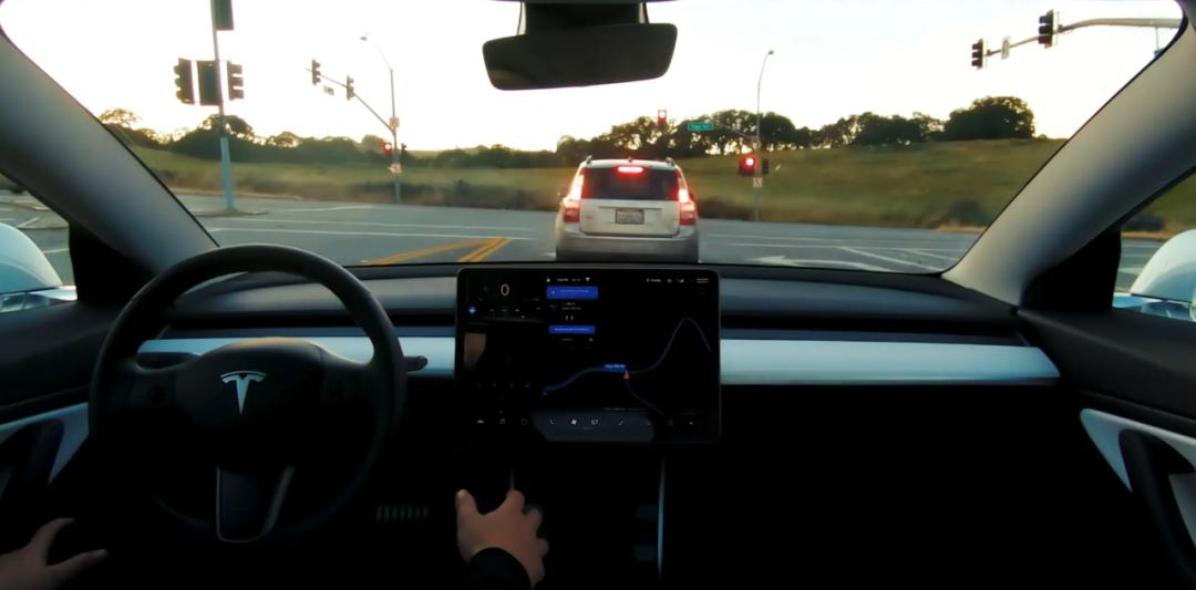 蔚来特斯拉领航辅助,蔚来追赶特斯拉