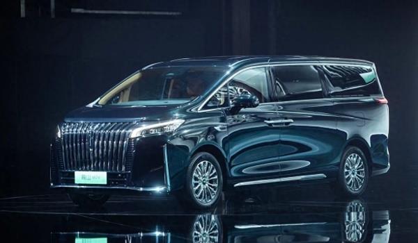 魏牌高山mpv尊贵实测,魏牌全新mpv高山亮相