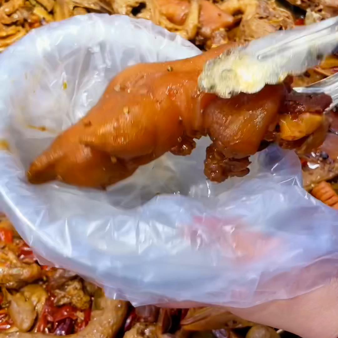 卤味店的利润大概是多少啊,卤味批发商一般有多少利润