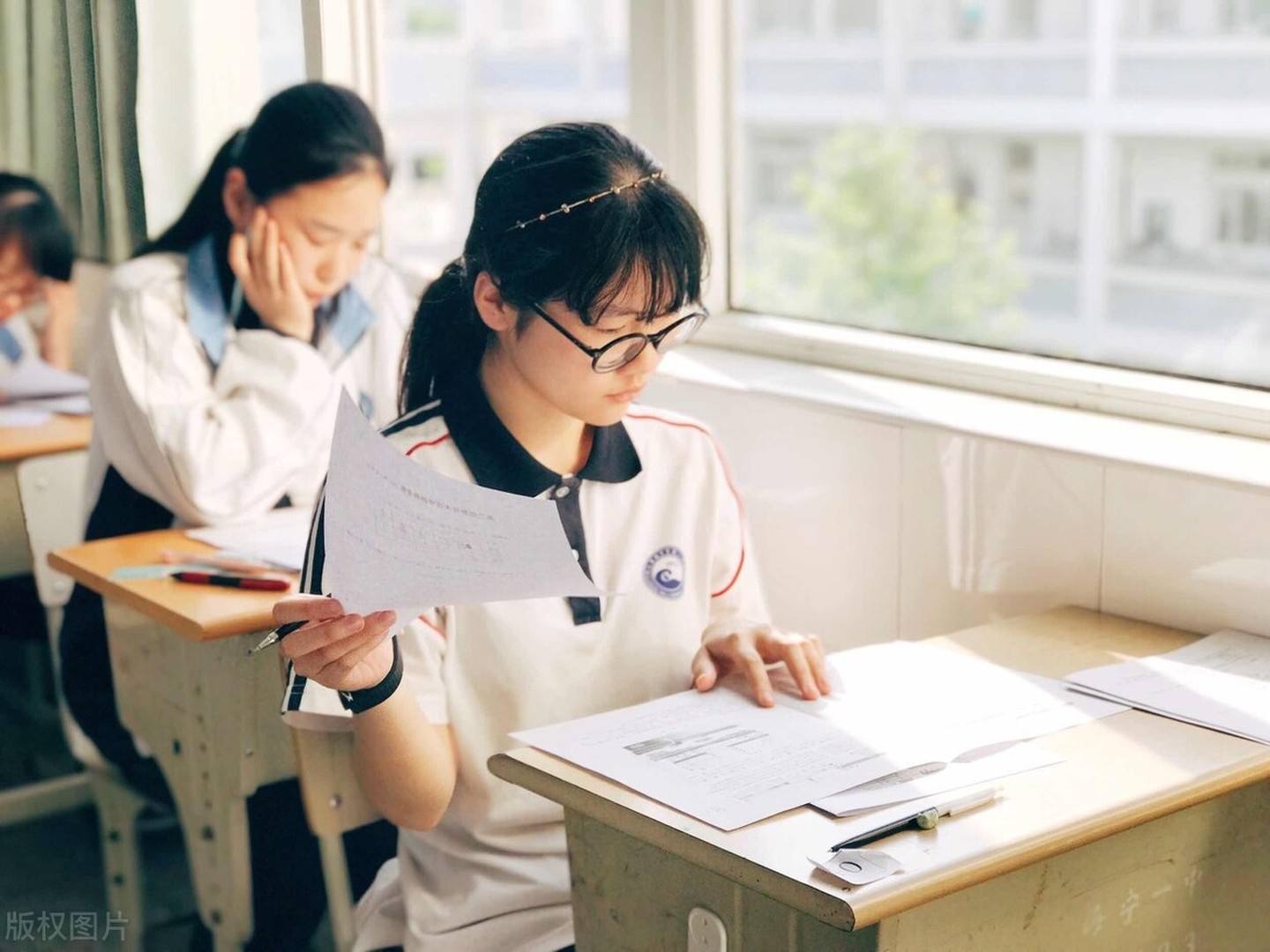 语文作文解题技巧视频,语文审题技巧小作文