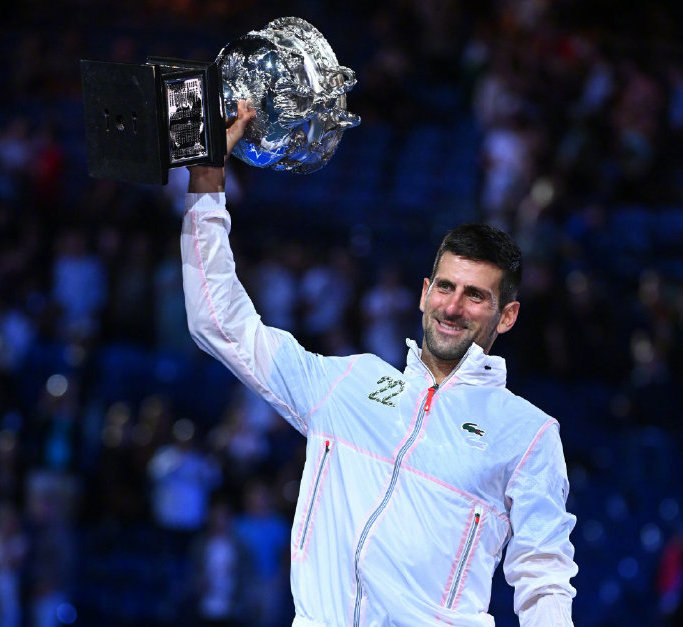 德约22冠追平纳豆成GOAT,捷克强档成功卫冕连夺三大满贯