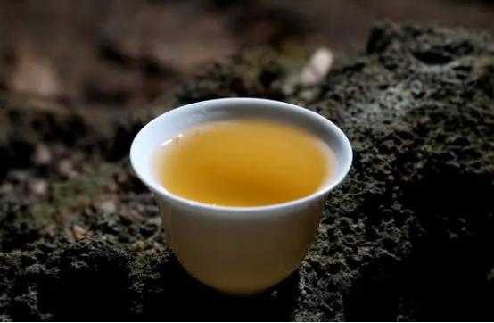 网上买茶和实体店买茶哪个好,网上买茶的正确方法和注意事项