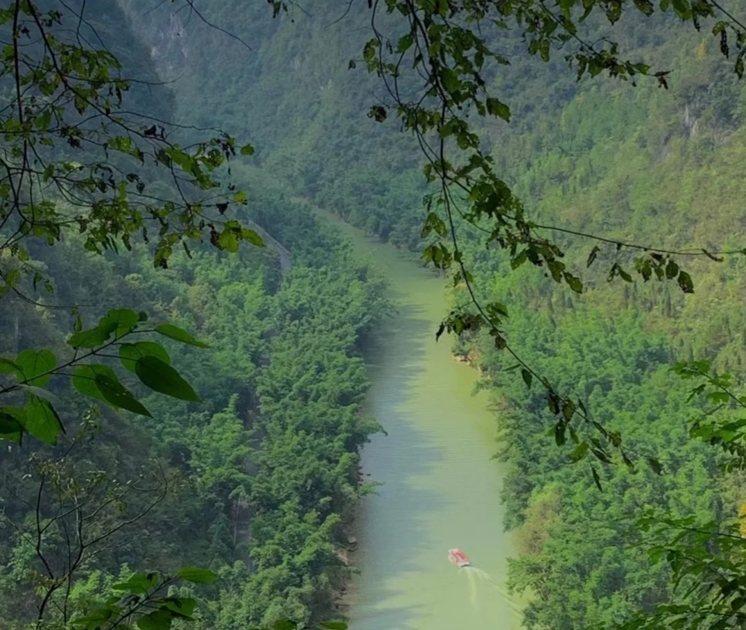 贵州这个很穷的小城市，距贵阳1.5小时，却是鲜为人知的避暑胜地