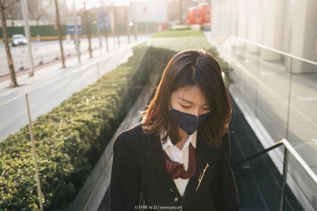 35mm定焦镜头能虚化吗,35mm定焦头选2.8还是1.8