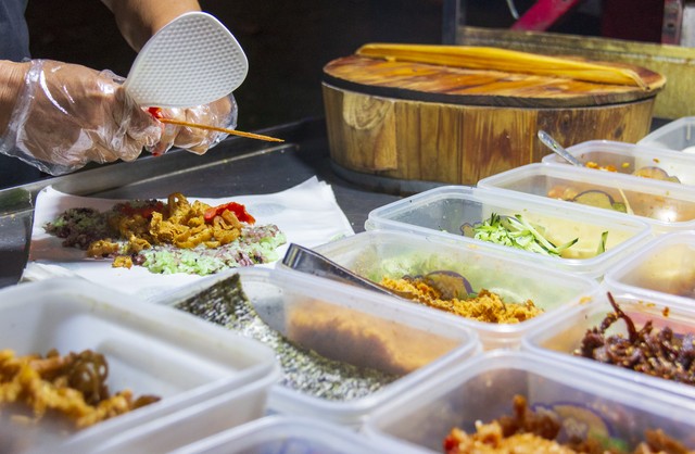 创新式的地摊经济,地摊经济主导经济发展方向