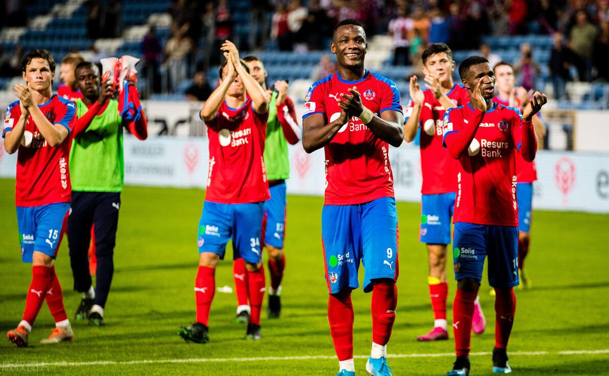 鍛ㄥ叚鐟炶秴鐡﹀皵璐濋噷璧涗簨,鏃ヤ箼涓滀含缁胯尩vs灞卞舰灞辩姣斿垎