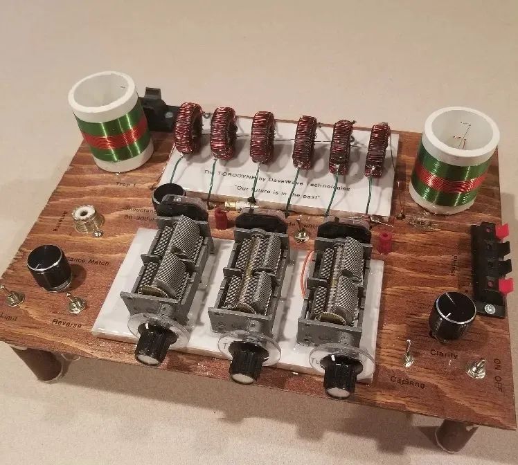 矿石收音机从风靡一时到沦为儿童玩具，围绕它的竞赛至今仍在继续