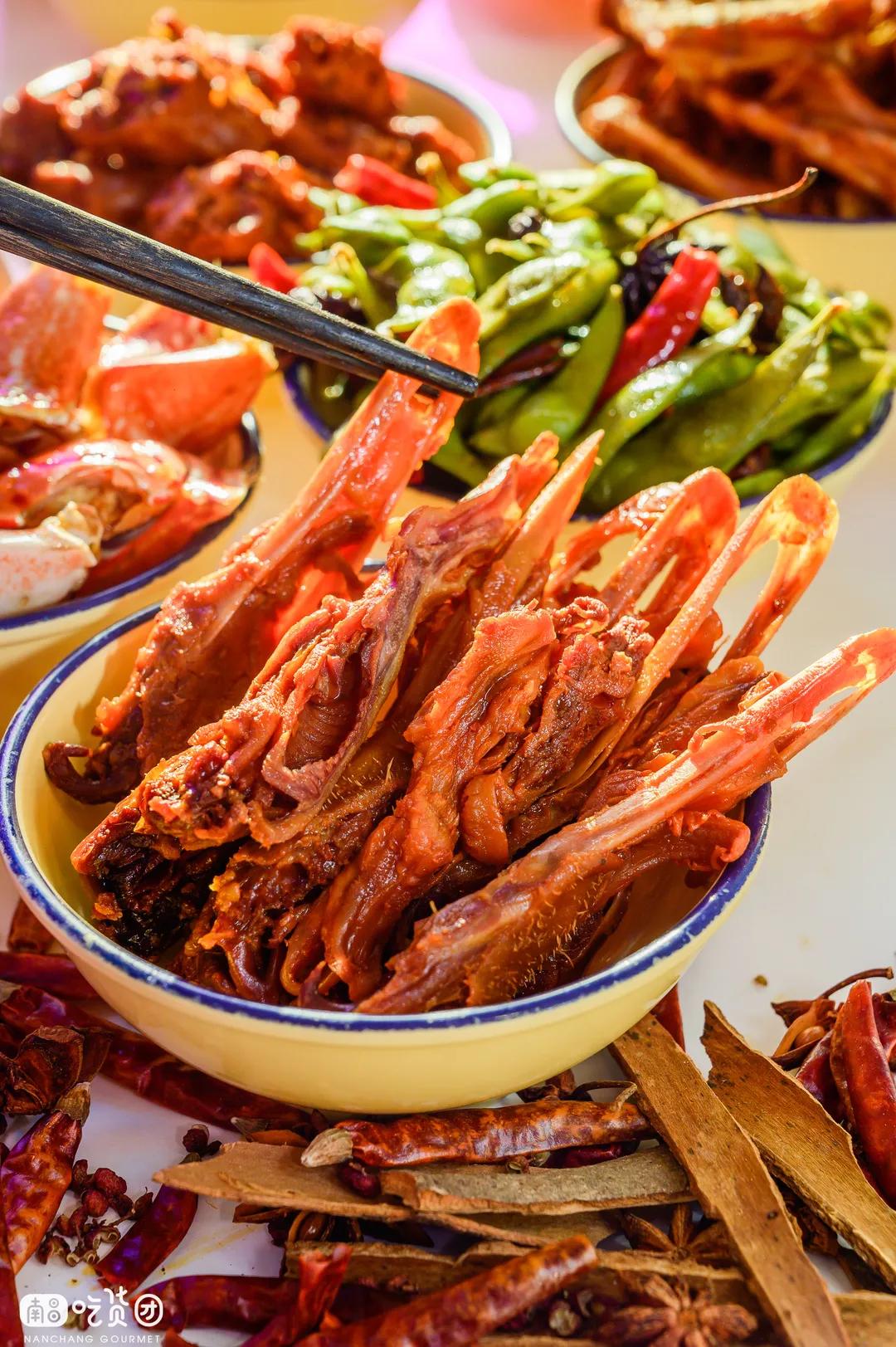 赣肴帝煌32周年庆！5折请吃招牌辣鸭脚