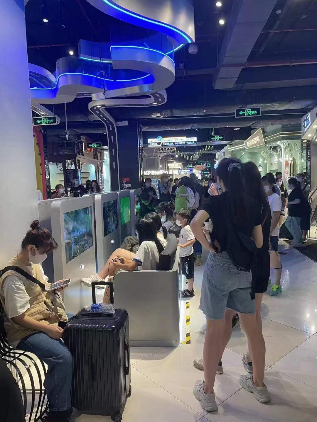 开一家共享主机游戏店要多少钱？共享主机游戏体验一小时多少钱？