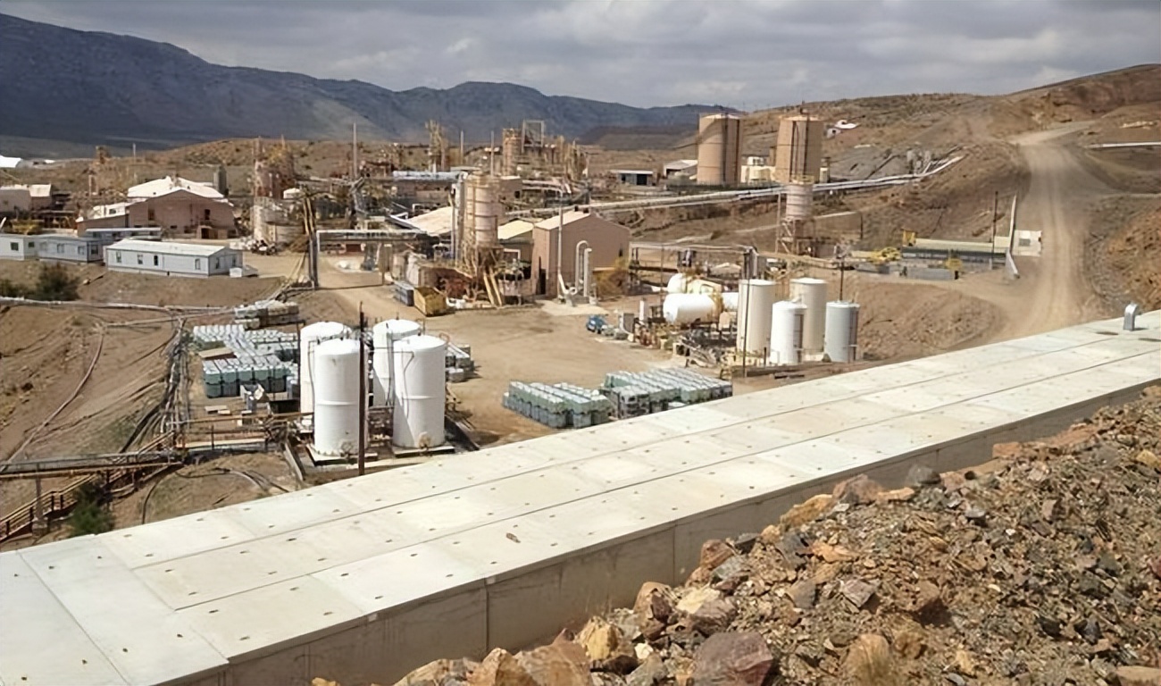 老美懵圈了？本想绕道中国进口*土稀**，却被告知仍需经我国同意