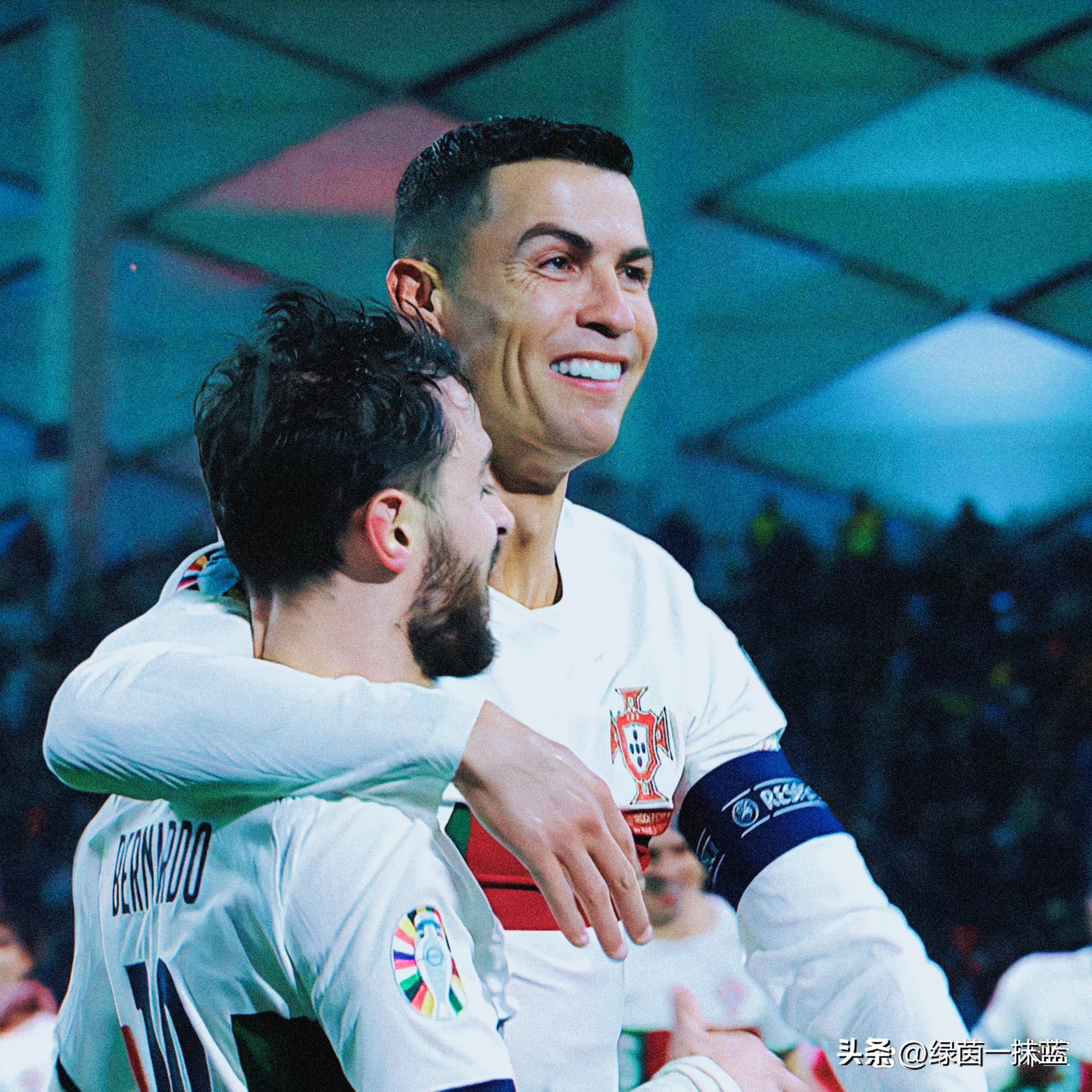 为什么对c罗任意球印象深刻,37岁的足球巨星c罗成功的背后