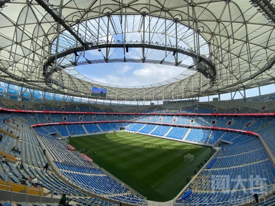 大连梭鱼湾足球场比赛时间,大连梭鱼湾足球场容纳人数