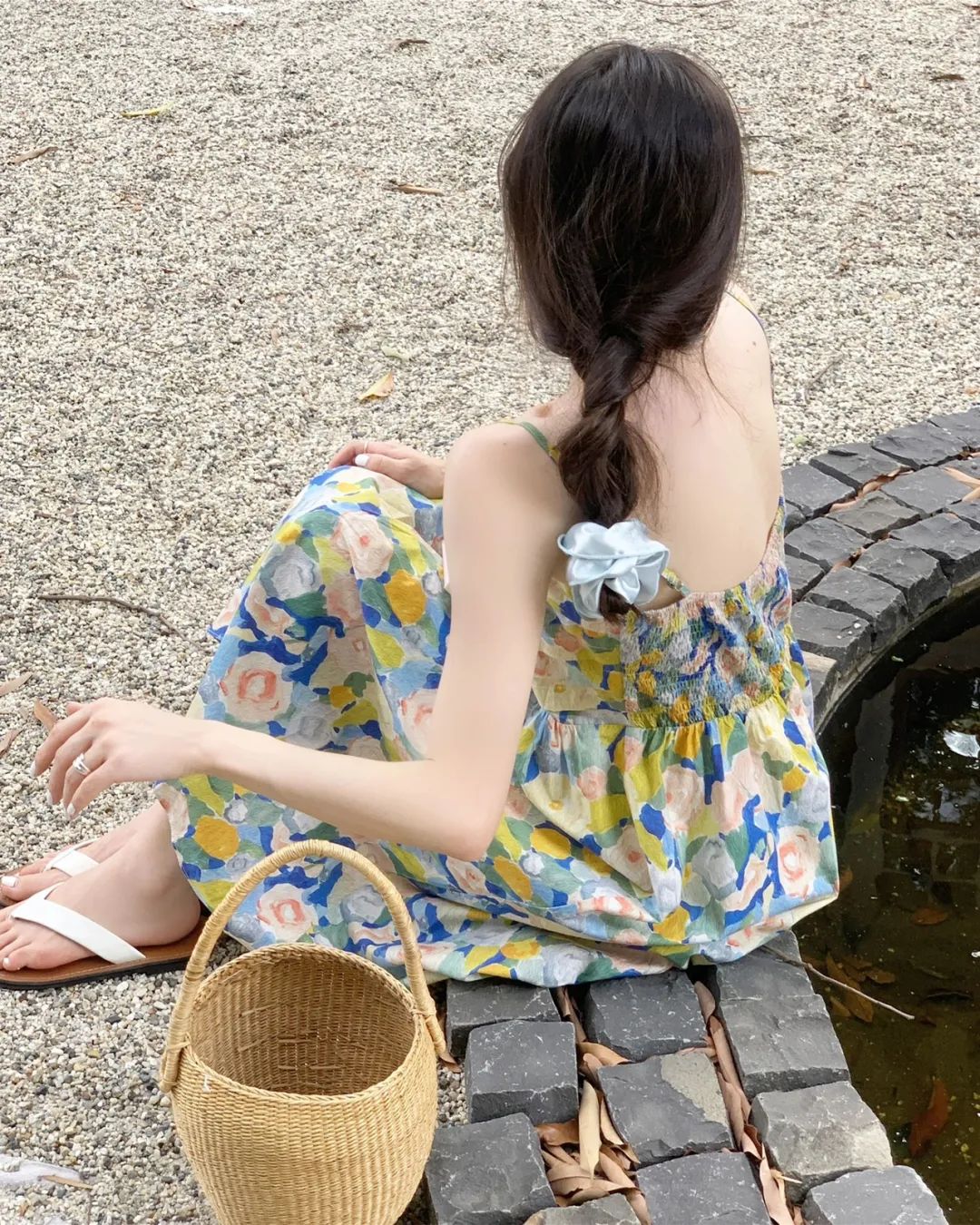 适合旅游穿的花裙子,夏天的花裙子美丽又治愈