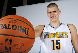 尼古拉约基奇有多全能,尼古拉约基奇脚步集锦