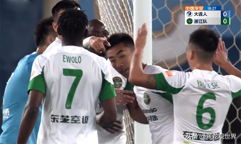 战术设计太拉胯谢晖背锅！上黄嘉辉+曼佐基少打2人再不投入拔管吧