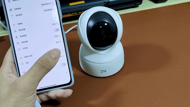 不开灯也能看得清，中兴小兴看看云台2.5K版摄像头体验
