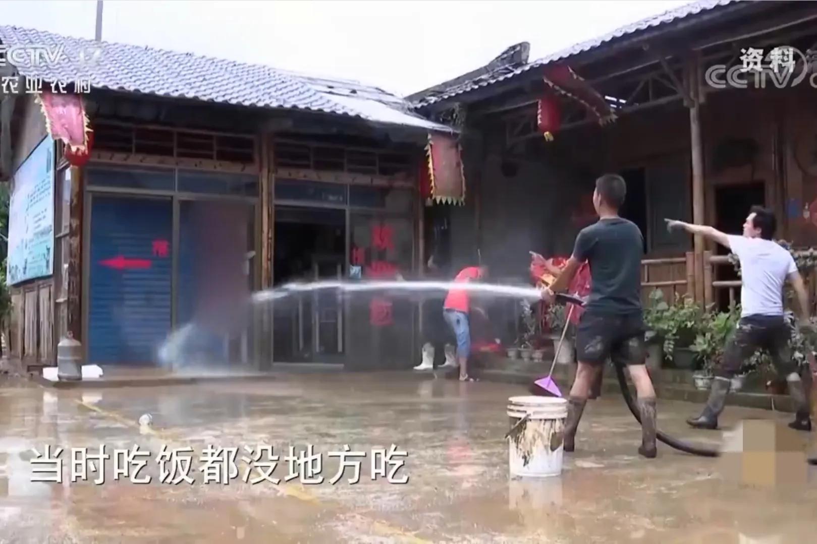 湖南女子投资180万开农庄日入2位数,如今靠柴火鸡年销售额1000万